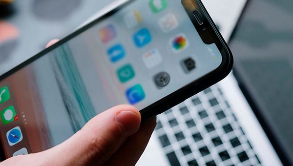 Скачать на Айфон